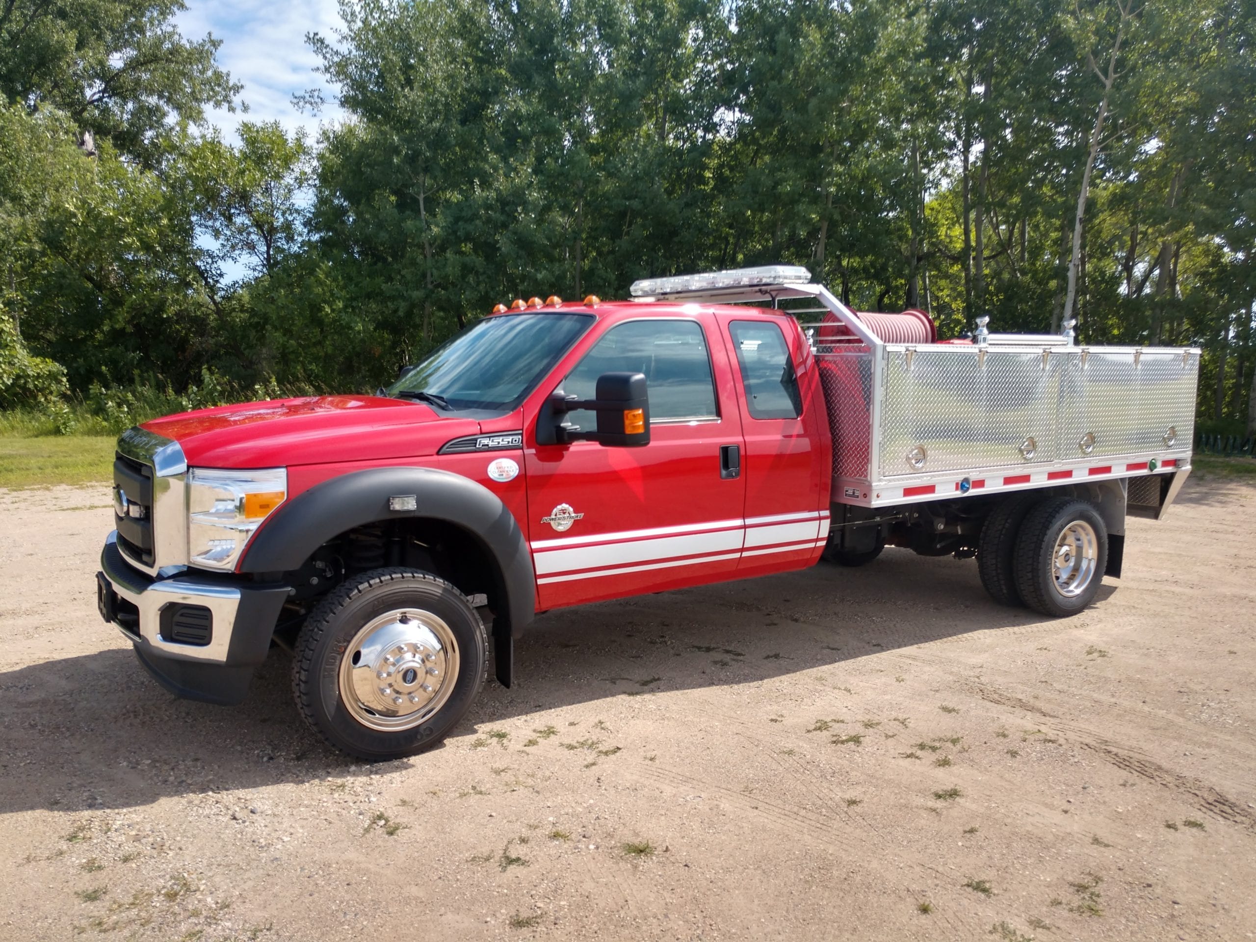 2016 US Tanker Ford F-550 4x4 Brush Truck Super Duty - Super Cab - USED